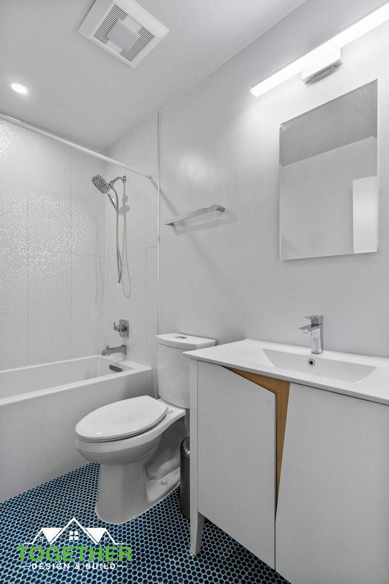 Burley-Oak-Sleek-and-Elegant-Bathroom